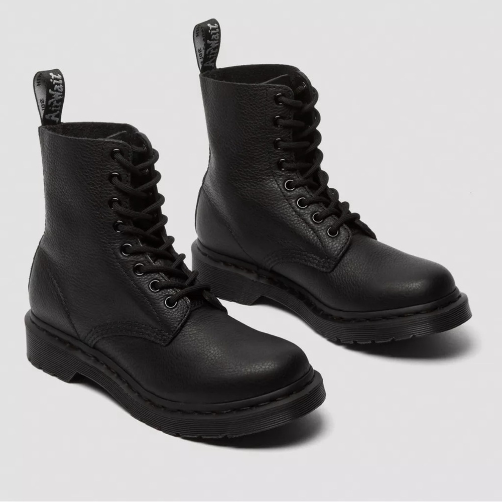 Doc martens women’s 1460 pascal mono leather black boots